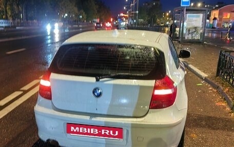 BMW 1 серия, 2011 год, 550 000 рублей, 4 фотография