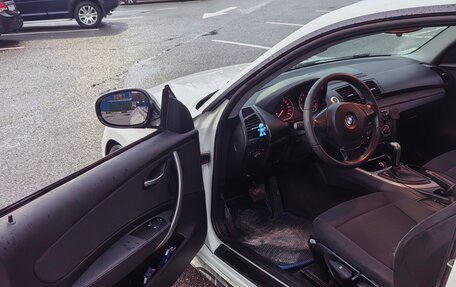 BMW 1 серия, 2011 год, 550 000 рублей, 10 фотография