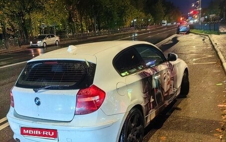 BMW 1 серия, 2011 год, 550 000 рублей, 7 фотография