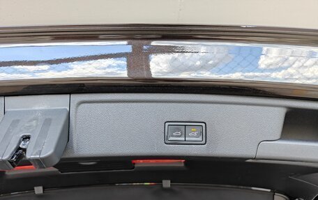 Volkswagen Touareg III, 2018 год, 6 195 000 рублей, 24 фотография