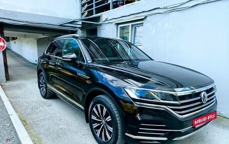 Volkswagen Touareg III, 2018 год, 6 195 000 рублей, 17 фотография