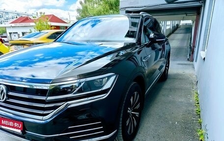 Volkswagen Touareg III, 2018 год, 6 195 000 рублей, 16 фотография