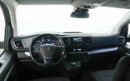 Peugeot Traveller I, 2022 год, 2 629 999 рублей, 6 фотография