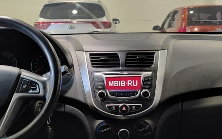 Hyundai Solaris II рестайлинг, 2013 год, 797 000 рублей, 19 фотография