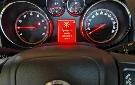 Opel Astra J, 2011 год, 1 080 000 рублей, 10 фотография