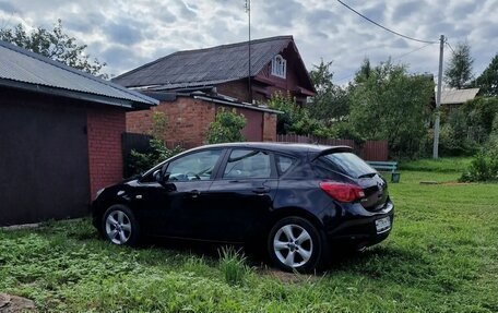 Opel Astra J, 2011 год, 1 080 000 рублей, 7 фотография