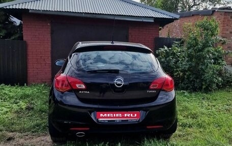 Opel Astra J, 2011 год, 1 080 000 рублей, 3 фотография
