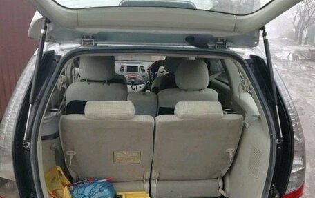 Mitsubishi Grandis, 2004 год, 430 000 рублей, 4 фотография