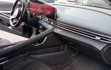 Hyundai Elantra, 2021 год, 2 280 000 рублей, 13 фотография
