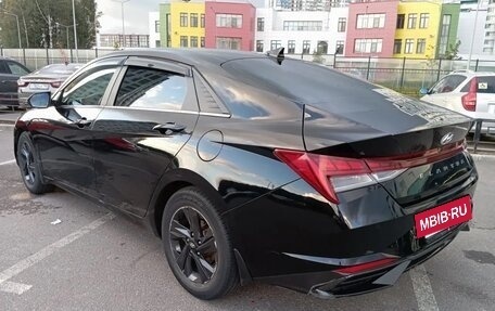 Hyundai Elantra, 2021 год, 2 280 000 рублей, 2 фотография