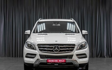 Mercedes-Benz M-Класс, 2013 год, 2 049 000 рублей, 3 фотография