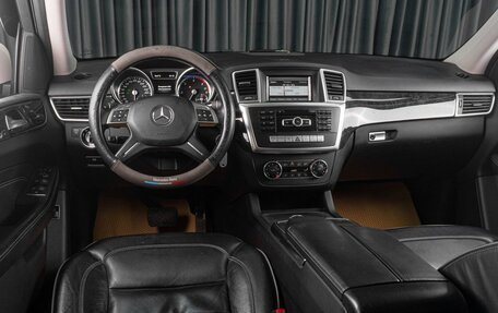 Mercedes-Benz M-Класс, 2013 год, 2 049 000 рублей, 10 фотография