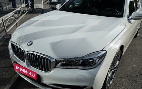 BMW 7 серия, 2016 год, 3 190 000 рублей, 8 фотография