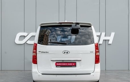 Hyundai Grand Starex Grand Starex I рестайлинг 2, 2016 год, 2 940 000 рублей, 4 фотография