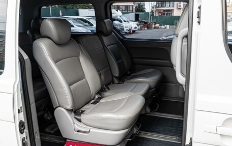 Hyundai Grand Starex Grand Starex I рестайлинг 2, 2016 год, 2 940 000 рублей, 7 фотография