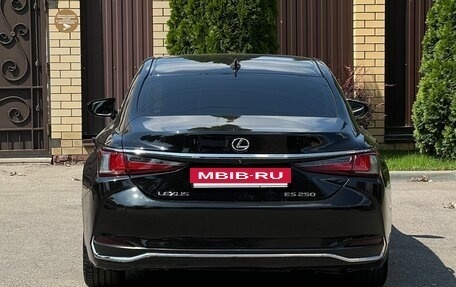 Lexus ES VII, 2019 год, 3 590 000 рублей, 5 фотография
