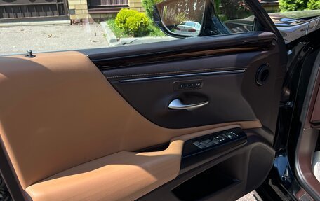 Lexus ES VII, 2019 год, 3 590 000 рублей, 17 фотография