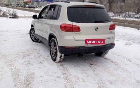 Volkswagen Tiguan I, 2011 год, 950 000 рублей, 7 фотография