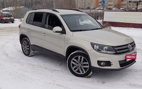 Volkswagen Tiguan I, 2011 год, 950 000 рублей, 5 фотография