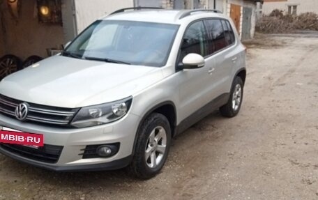 Volkswagen Tiguan I, 2011 год, 950 000 рублей, 3 фотография