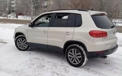 Volkswagen Tiguan I, 2011 год, 950 000 рублей, 8 фотография