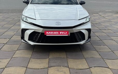 Toyota Camry, 2024 год, 3 500 000 рублей, 3 фотография