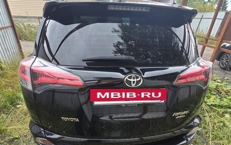 Toyota RAV4, 2017 год, 2 280 000 рублей, 9 фотография