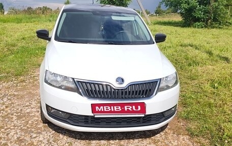 Skoda Rapid I, 2017 год, 1 500 000 рублей, 4 фотография