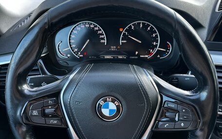 BMW 5 серия, 2018 год, 1 950 000 рублей, 10 фотография