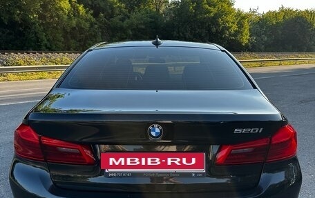 BMW 5 серия, 2018 год, 1 950 000 рублей, 6 фотография