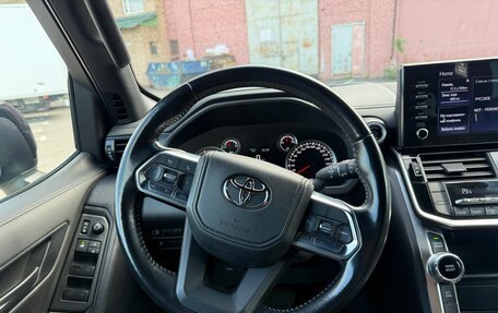 Toyota Land Cruiser, 2022 год, 7 800 000 рублей, 8 фотография