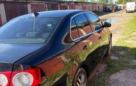 Volkswagen Jetta VI, 2009 год, 610 000 рублей, 2 фотография
