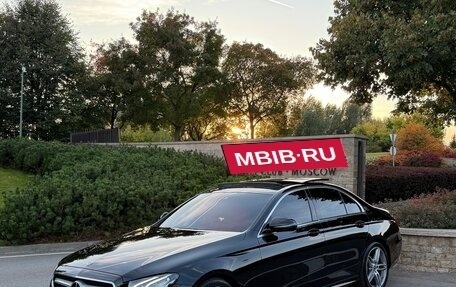 Mercedes-Benz E-Класс, 2016 год, 3 450 000 рублей, 1 фотография