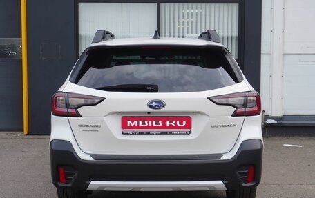 Subaru Outback IV рестайлинг, 2020 год, 2 300 000 рублей, 6 фотография