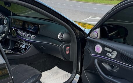 Mercedes-Benz E-Класс, 2016 год, 3 450 000 рублей, 11 фотография