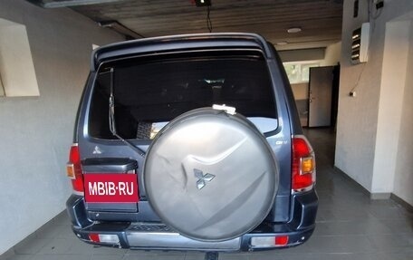 Mitsubishi Pajero III рестайлинг, 2005 год, 1 300 000 рублей, 11 фотография