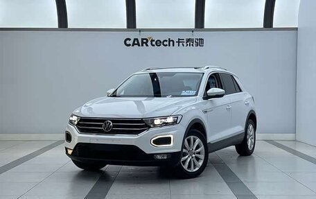 Volkswagen T-Roc I, 2022 год, 1 404 000 рублей, 9 фотография