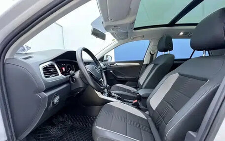 Volkswagen T-Roc I, 2022 год, 1 404 000 рублей, 8 фотография