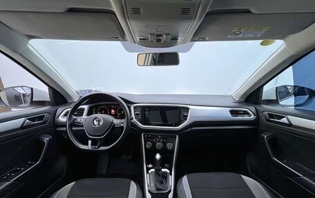 Volkswagen T-Roc I, 2022 год, 1 404 000 рублей, 15 фотография