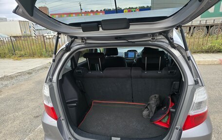 Honda Fit III, 2009 год, 950 000 рублей, 7 фотография