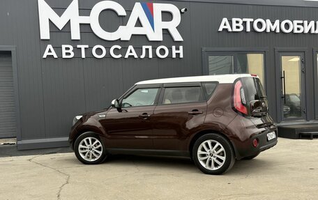 KIA Soul II рестайлинг, 2018 год, 1 570 000 рублей, 5 фотография