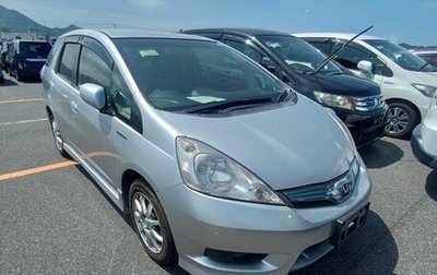 Honda Fit Shuttle I рестайлинг, 2015 год, 692 000 рублей, 1 фотография