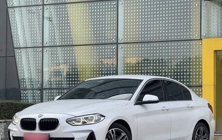BMW 1 серия, 2023 год, 1 420 000 рублей, 1 фотография