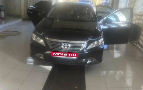 Toyota Camry, 2013 год, 1 630 000 рублей, 4 фотография