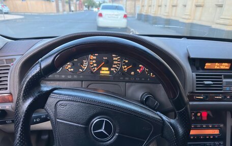 Mercedes-Benz S-Класс, 1996 год, 1 050 000 рублей, 12 фотография