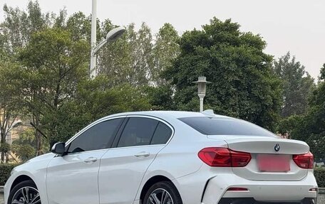 BMW 1 серия, 2023 год, 1 420 000 рублей, 5 фотография