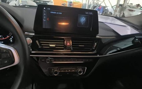 BMW 1 серия, 2023 год, 1 420 000 рублей, 10 фотография