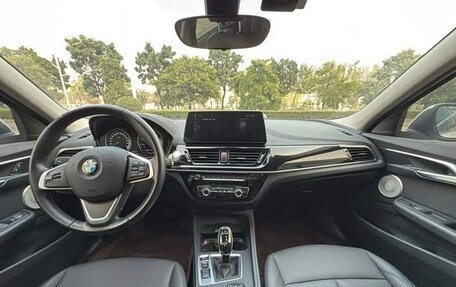 BMW 1 серия, 2023 год, 1 420 000 рублей, 13 фотография