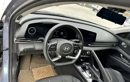 Hyundai Elantra, 2023 год, 1 190 000 рублей, 11 фотография