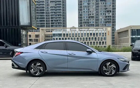 Hyundai Elantra, 2023 год, 1 190 000 рублей, 4 фотография